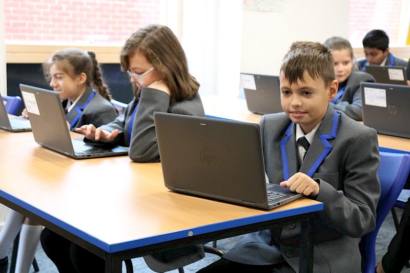The Portsmouth Academy wins global award in recognition of digital transformation