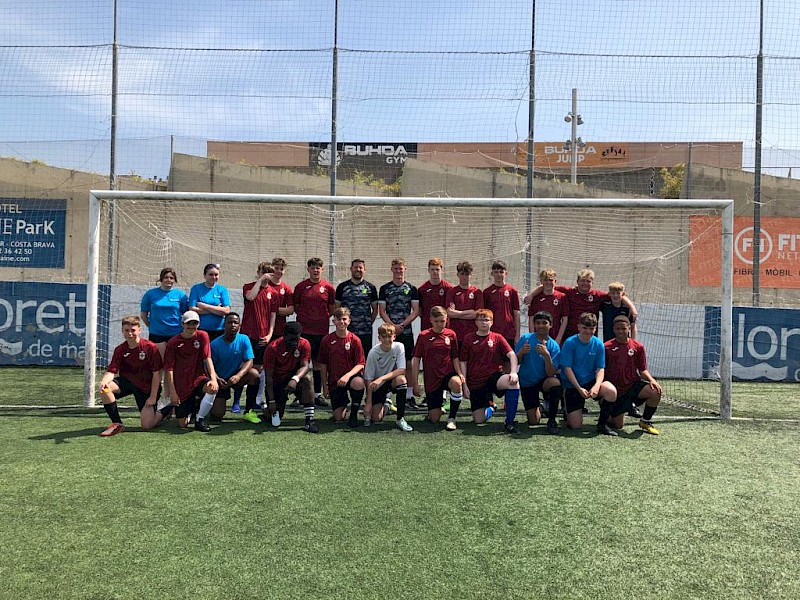 Students enjoy professional football coaching and explore culture in Barcelona